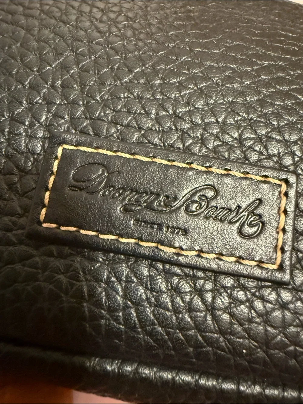 Dooney & Bourke compact pebble